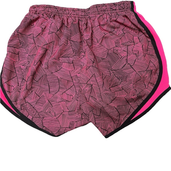 Nike shorts 💗 - Picture 4 of 4